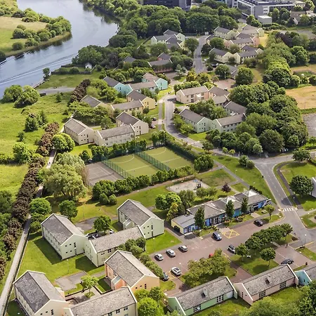 Apartment Corrib Village Of Galway
